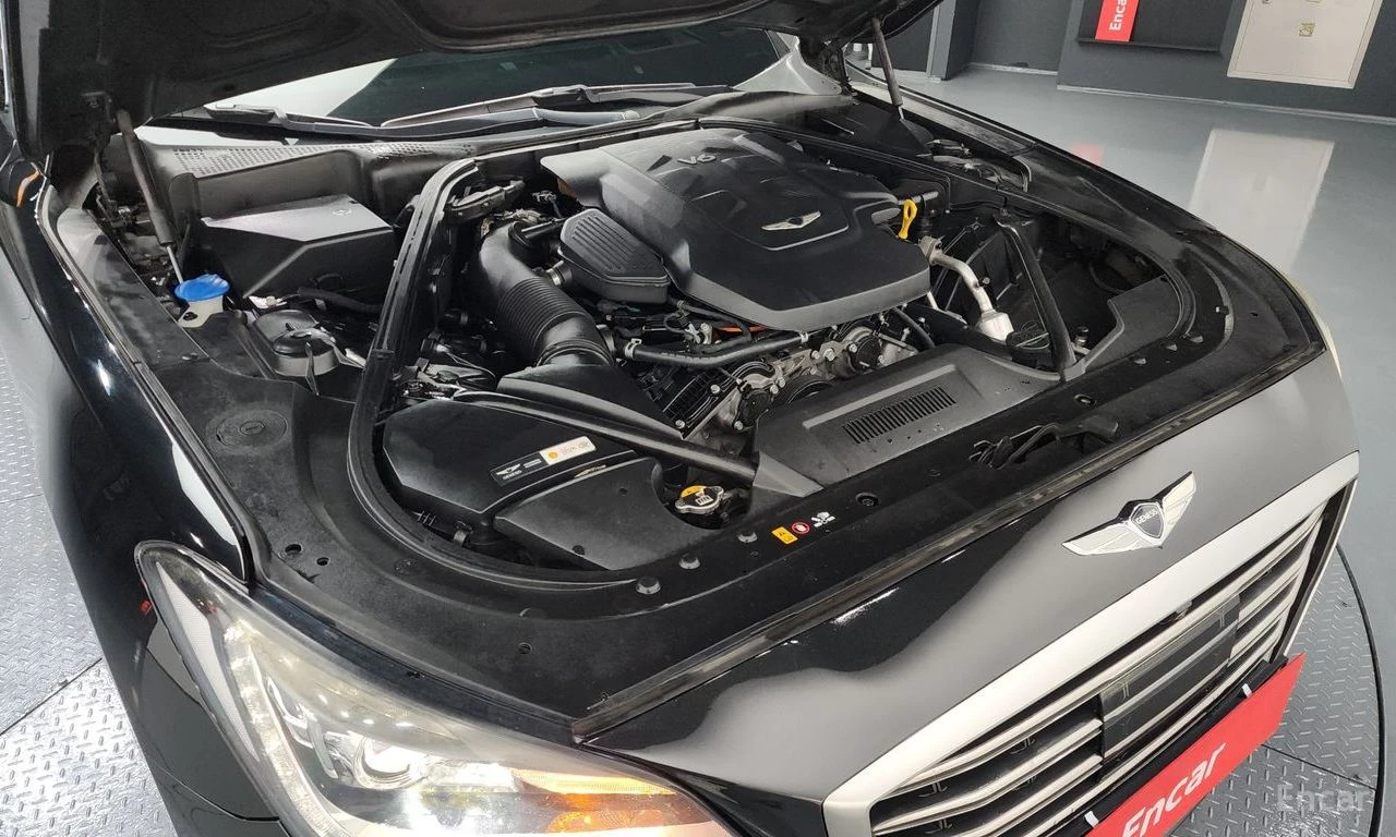 Genesis G80, фотография 6