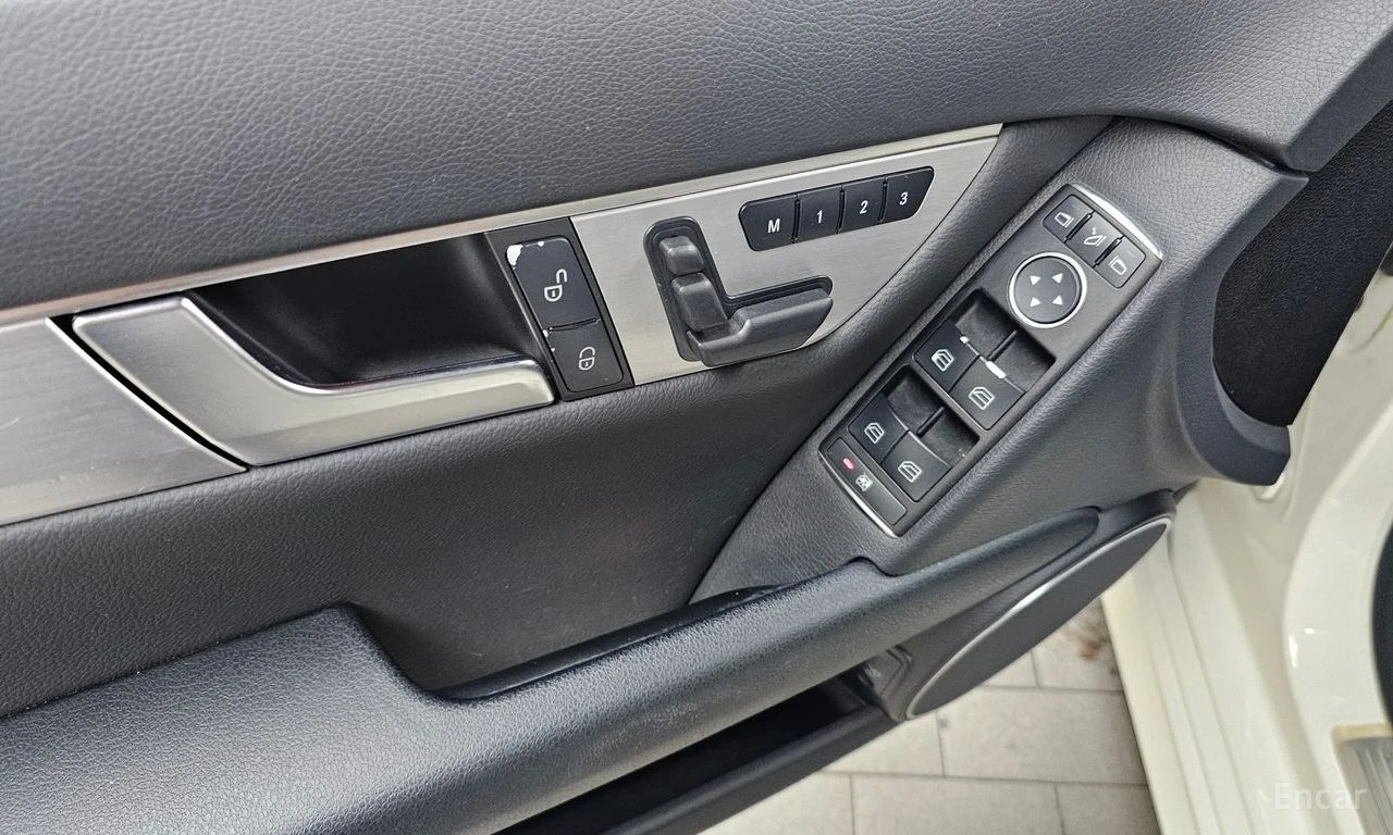 Mercedes-Benz C-Class, фотография 14