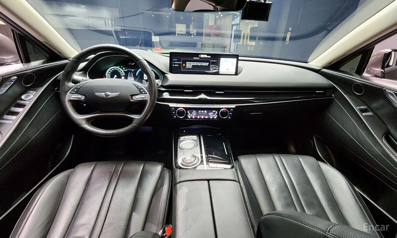 Genesis G80, фотография 7