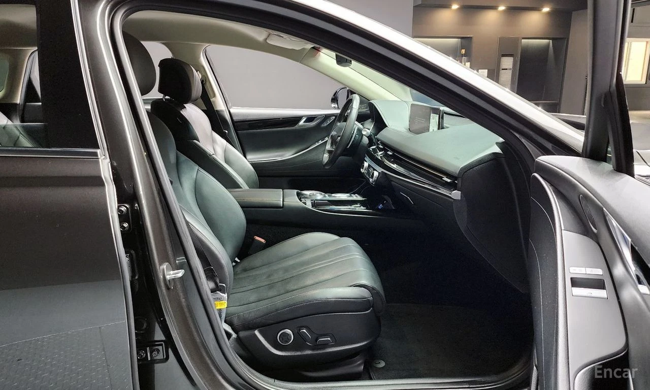 Genesis G80, фотография 10