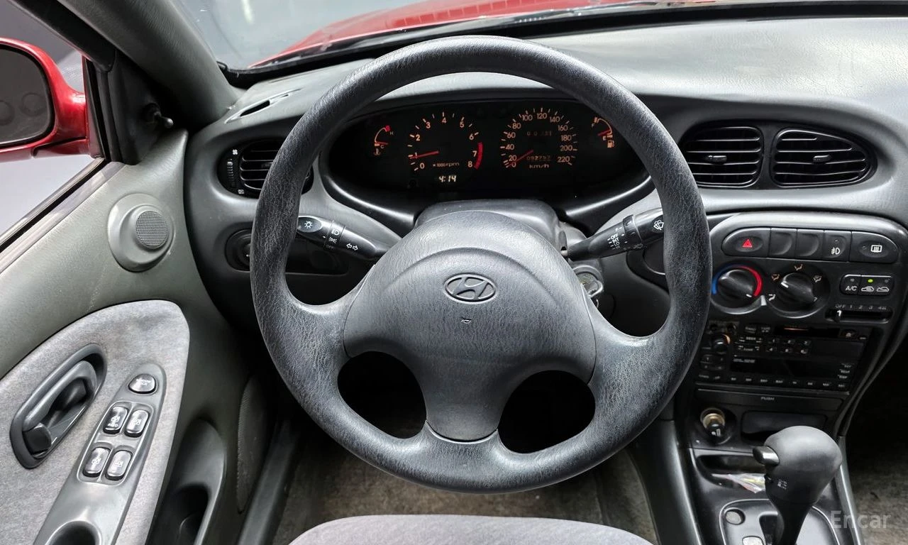 Hyundai AVANTE, фотография 13