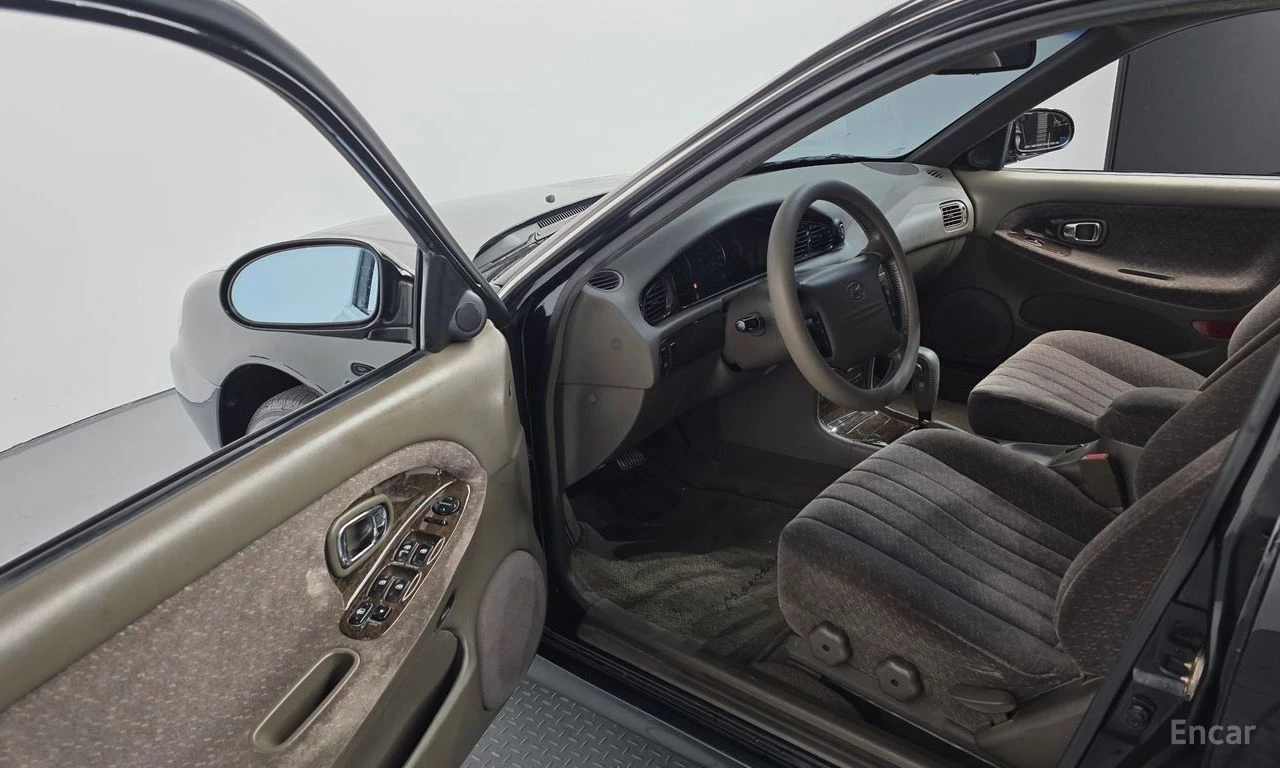 Hyundai Marcia, фотография 11