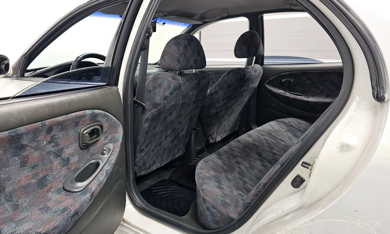 Hyundai AVANTE, фотография 25