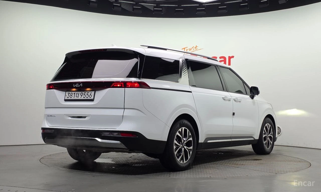 Kia Carnival, фотография 2