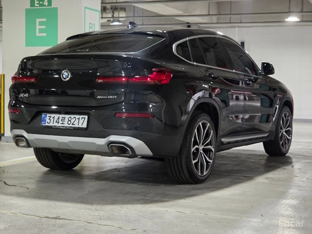 BMW X4, фотография 2